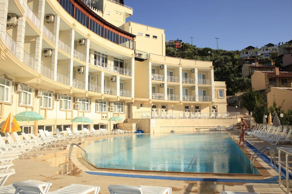 Dogalya Hotel มูดานยา ภายนอก รูปภาพ