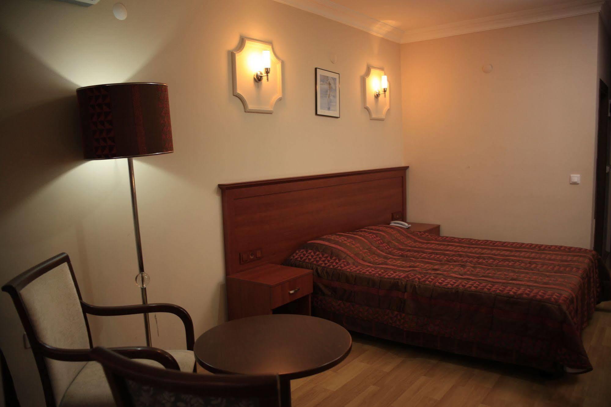 Dogalya Hotel มูดานยา ภายนอก รูปภาพ