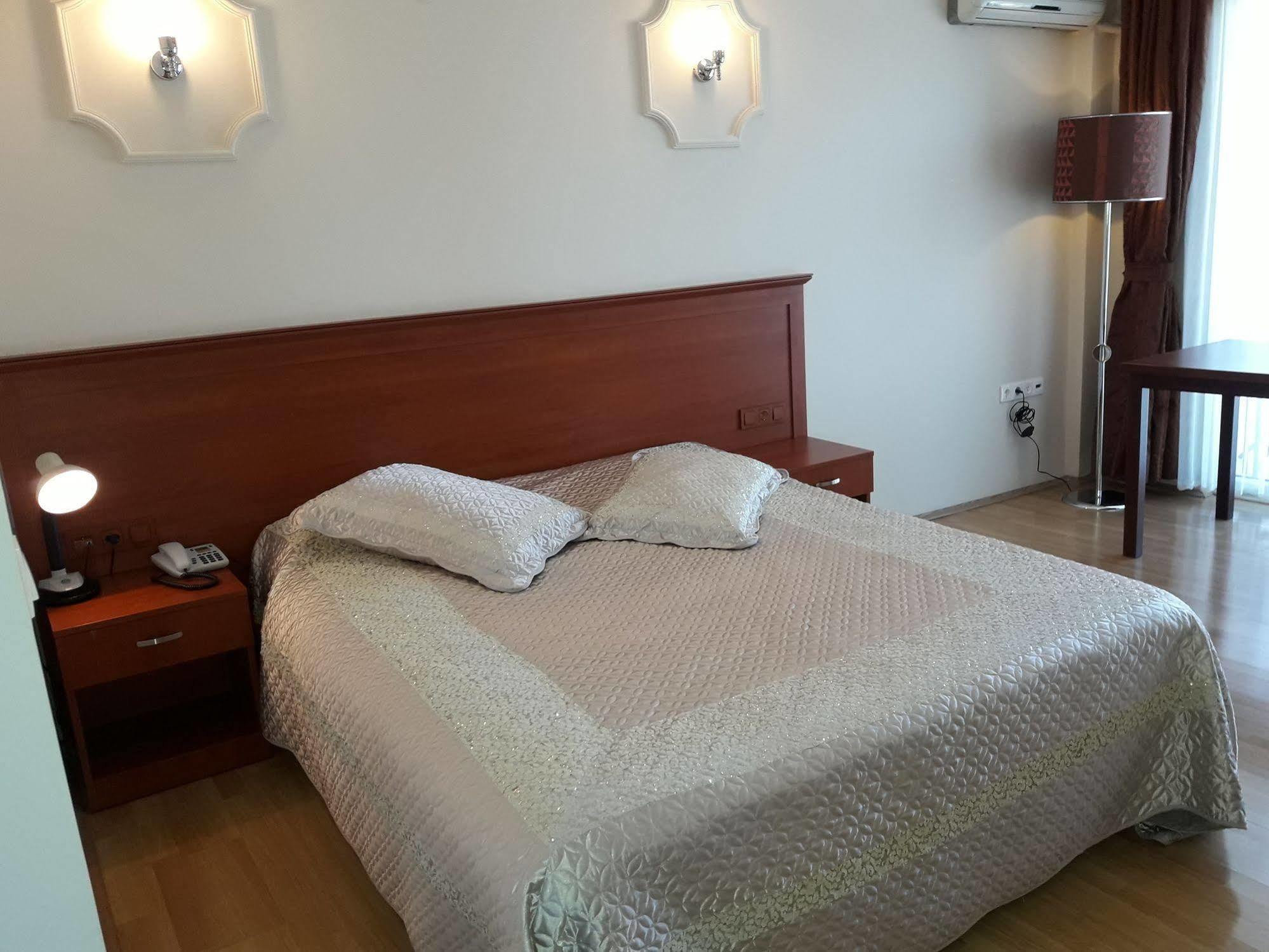 Dogalya Hotel มูดานยา ภายนอก รูปภาพ